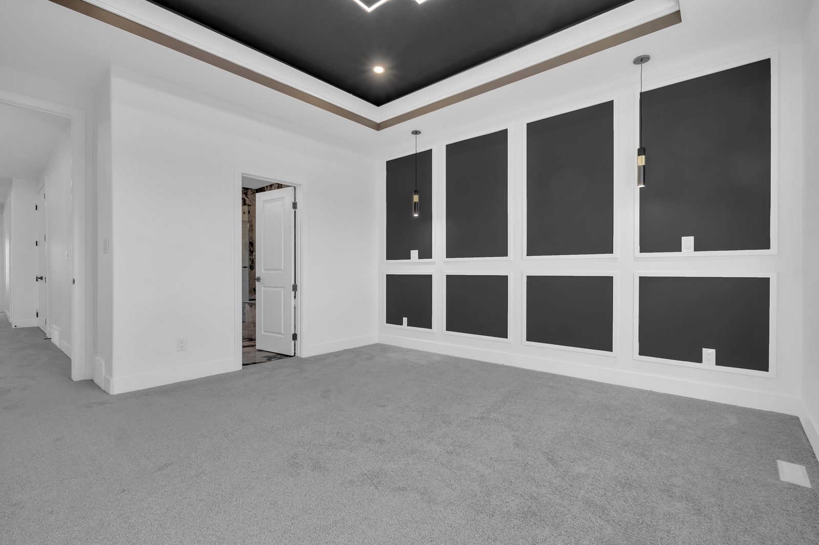 Woodbend Leduc walkout home photo 12