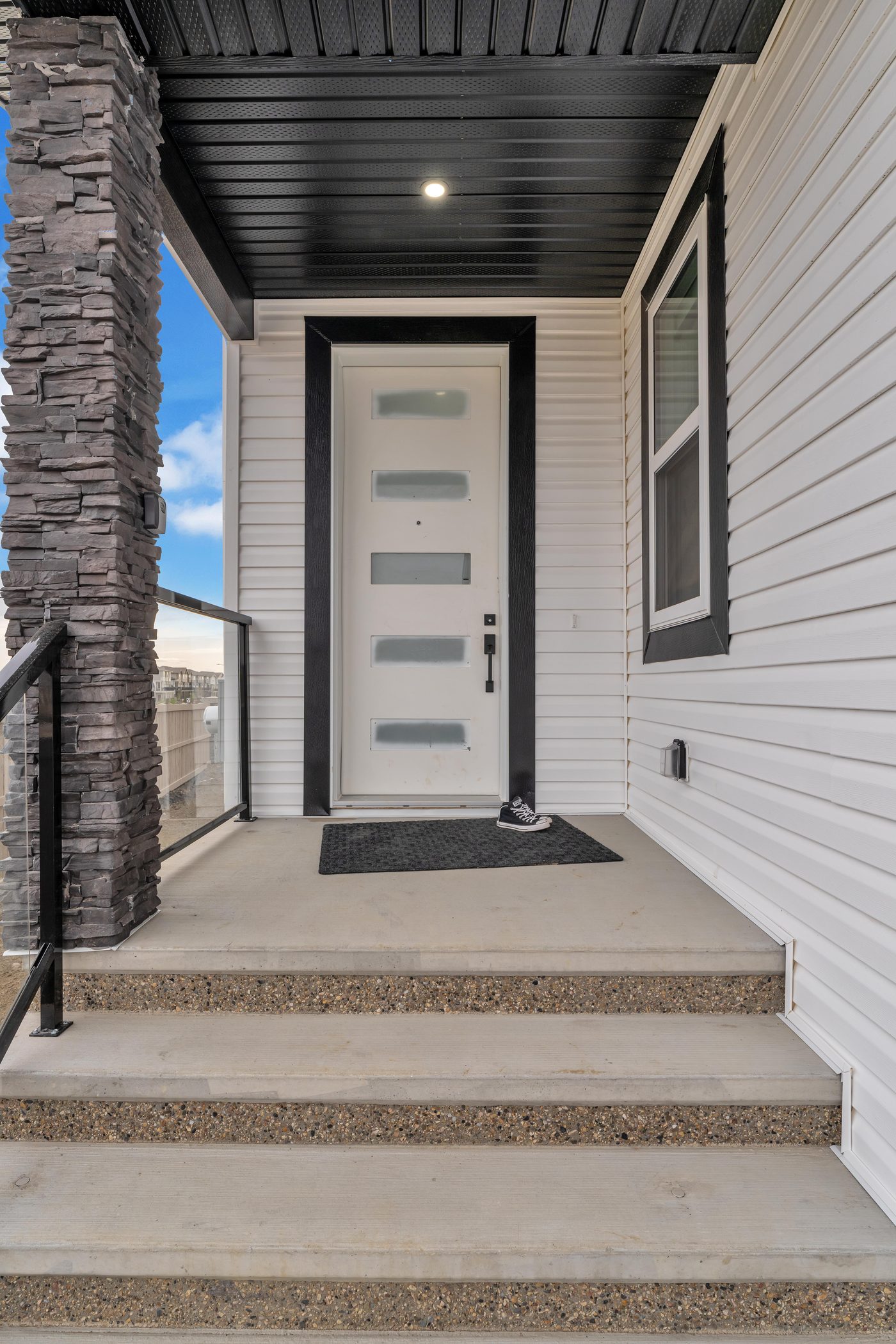 Covered entry porch